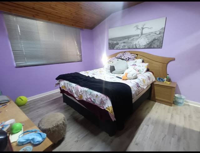 4 BEDROOM HOUSE FOR SALE IN VANDERBIJLPARK CW 5